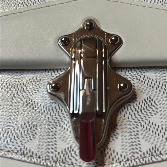 Goyard Duchesse Marie Caroline Shoulder Bag and Wallet. New Condition. - Picture 12 of 17